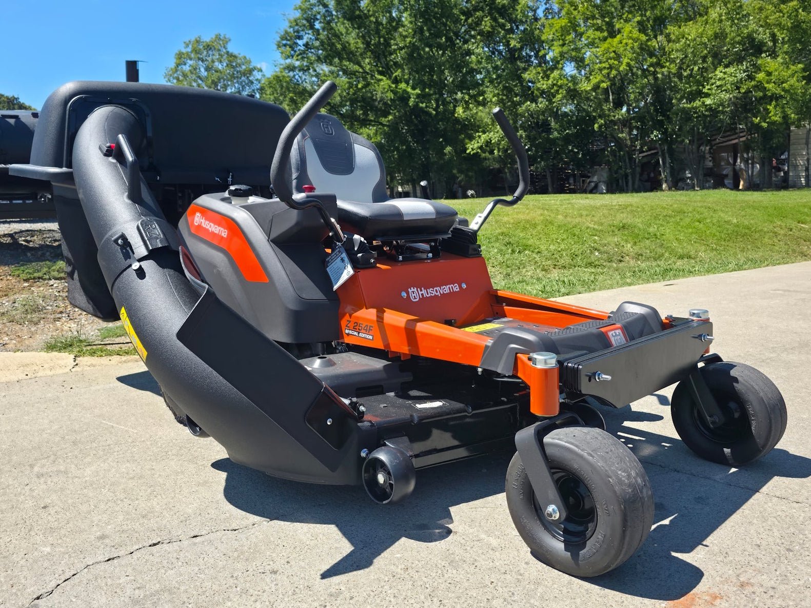 Husqvarna Z254F Special Edition Zero Turn Mower 23HP KAW with 591111401 Triple Bagger